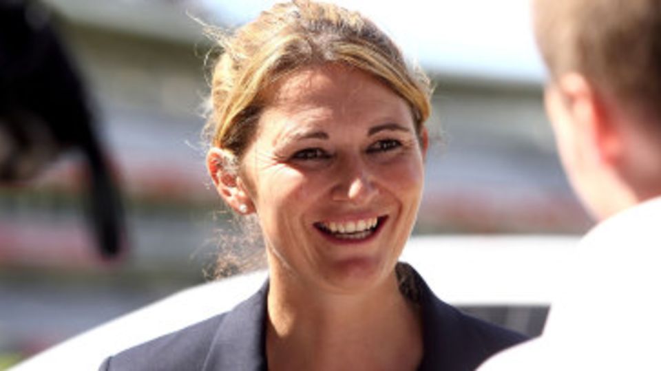 Charlotte Edwards at the launch of a new sponsorship deal