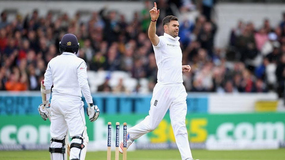 James Anderson gave a magnificent display of swing bowling