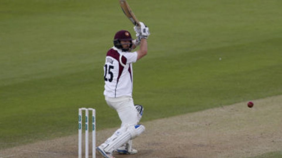 Steven Crook played a defiant innings at No. 7