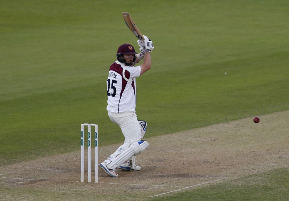 Steven Crook played a defiant innings at No. 7