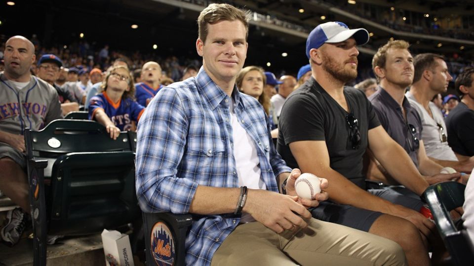 Steven Smith and Aaron Finch at a baseball game in New York in 2016