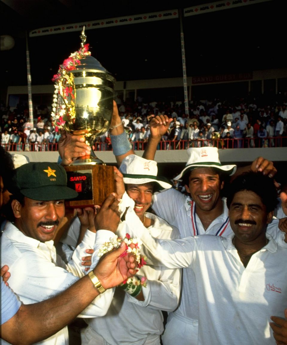 Miandad celebrates winning the Austral-Asia Cup in Sharjah in 1990 with Imran Khan and other team-mates
