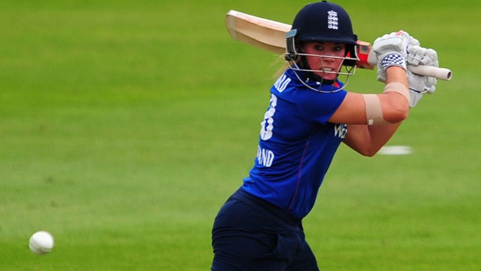 Lauren Winfield restored England's series lead