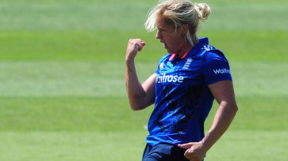 Katherine Brunt struck early on