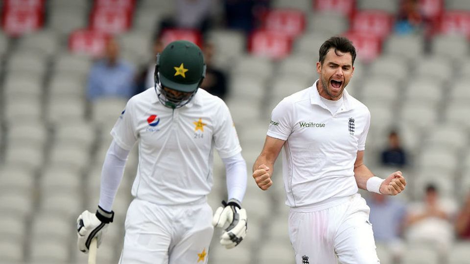 James Anderson struck early to remove Shan Masood for 39