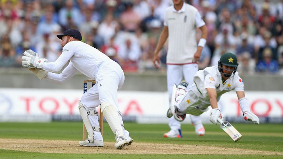 Pakistan aided in their own problems as Yasir Shah was run out