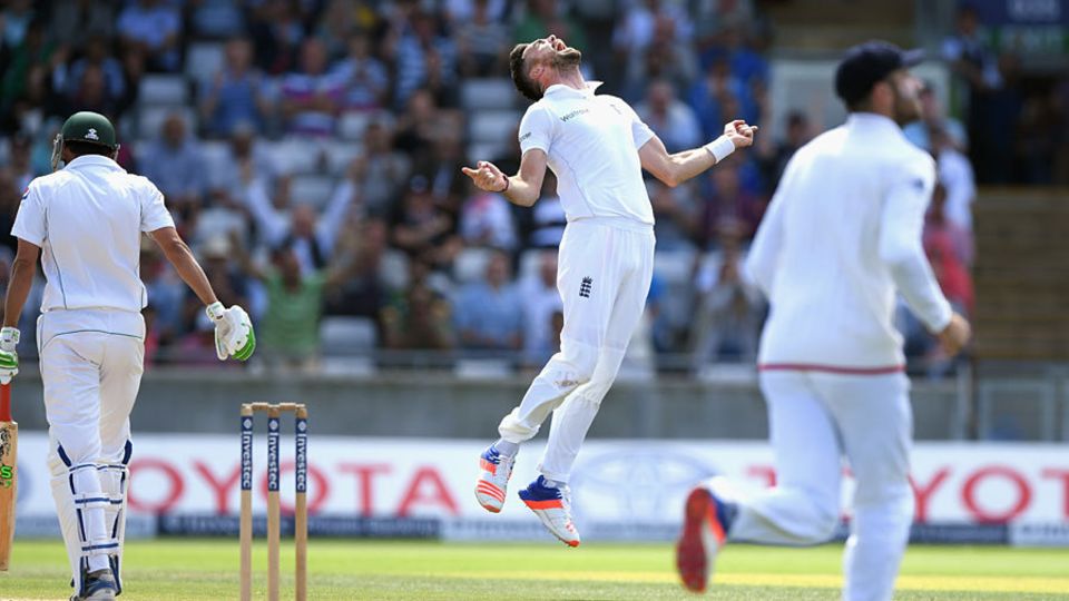 James Anderson was pretty pleased when Younis Khan edged behind