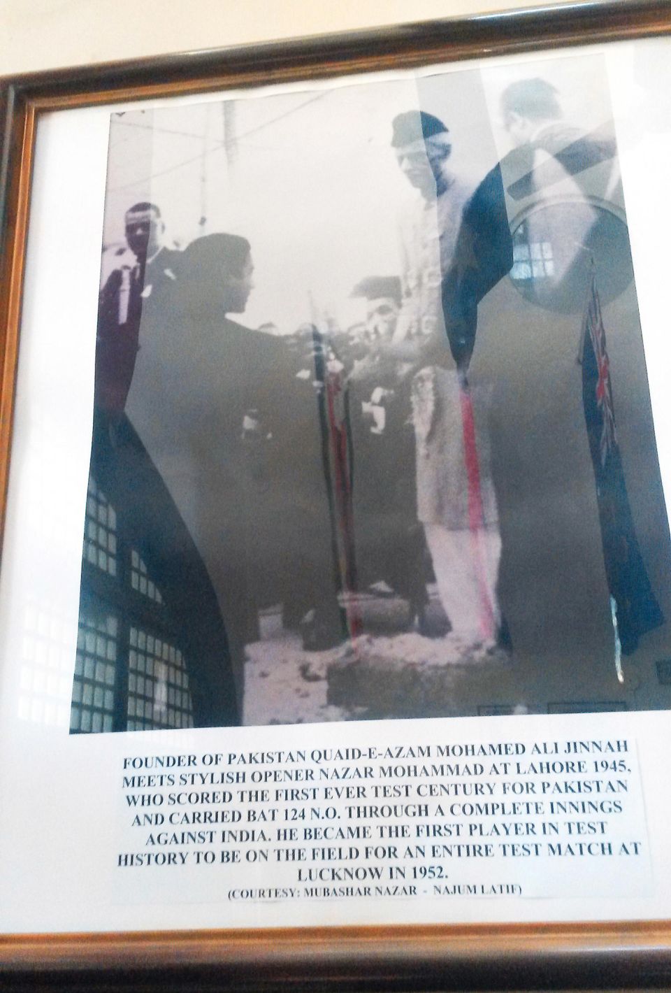A photograph of Nazar Mohammad meeting Mohammad Ali Jinnah, the founder of Pakistan