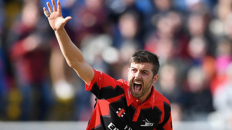 Mark Wood picked up his best T20 haul to put Durham in the final