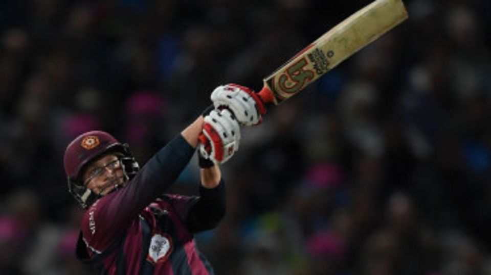 Josh Cobb struck 80 from 48 balls to guide the chase