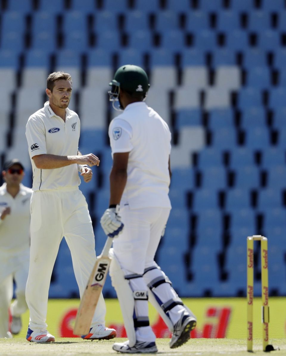They declared soon after Tim Southee dismissed Vernon Philander for 14, setting New Zealand a stiff target of 400