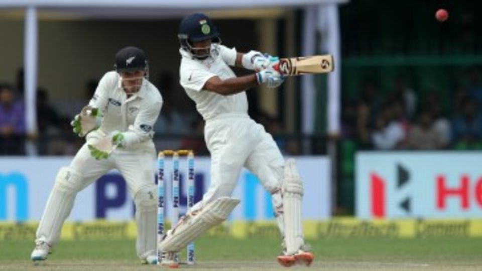Cheteshwar Pujara lays into a short ball