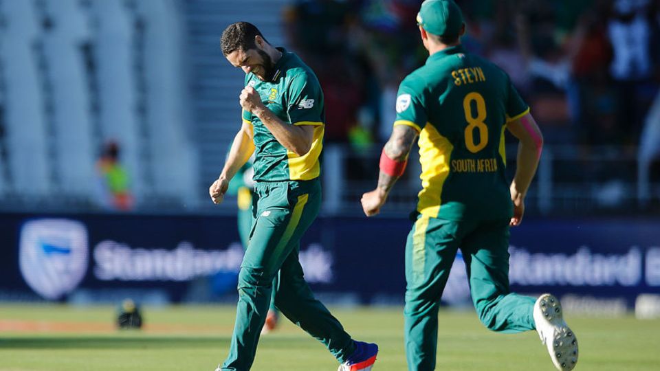 File photo - Wayne Parnell's effort went in vain