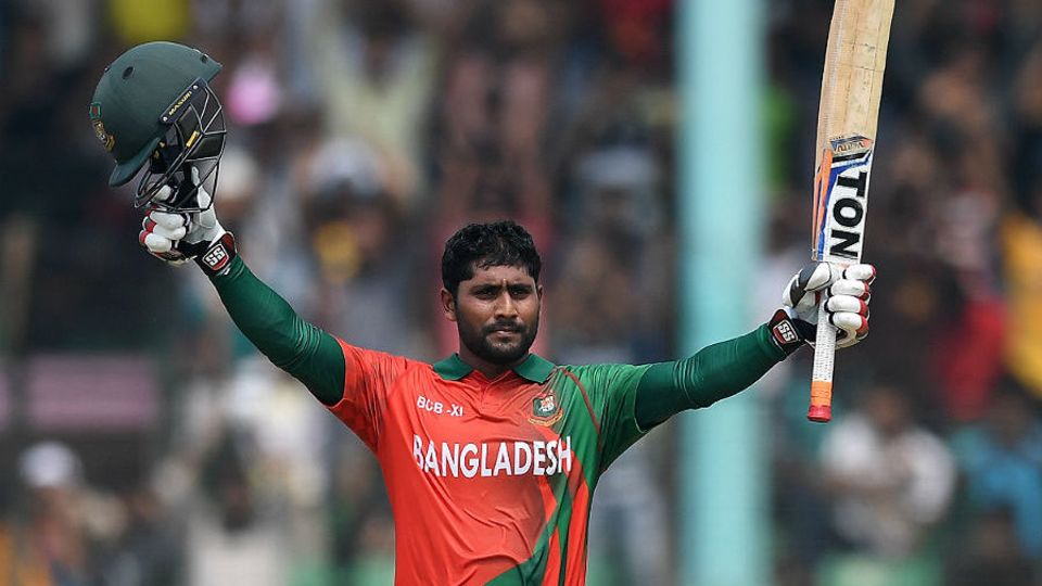 Imrul Kayes celebrates his hundred