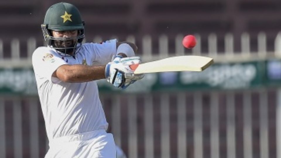 Ahmed Shehzad shapes to pull