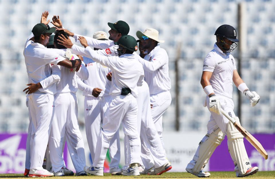 After an edgy start, Duckett was the first wicket to fall as Mehedi claimed a maiden Test scalp