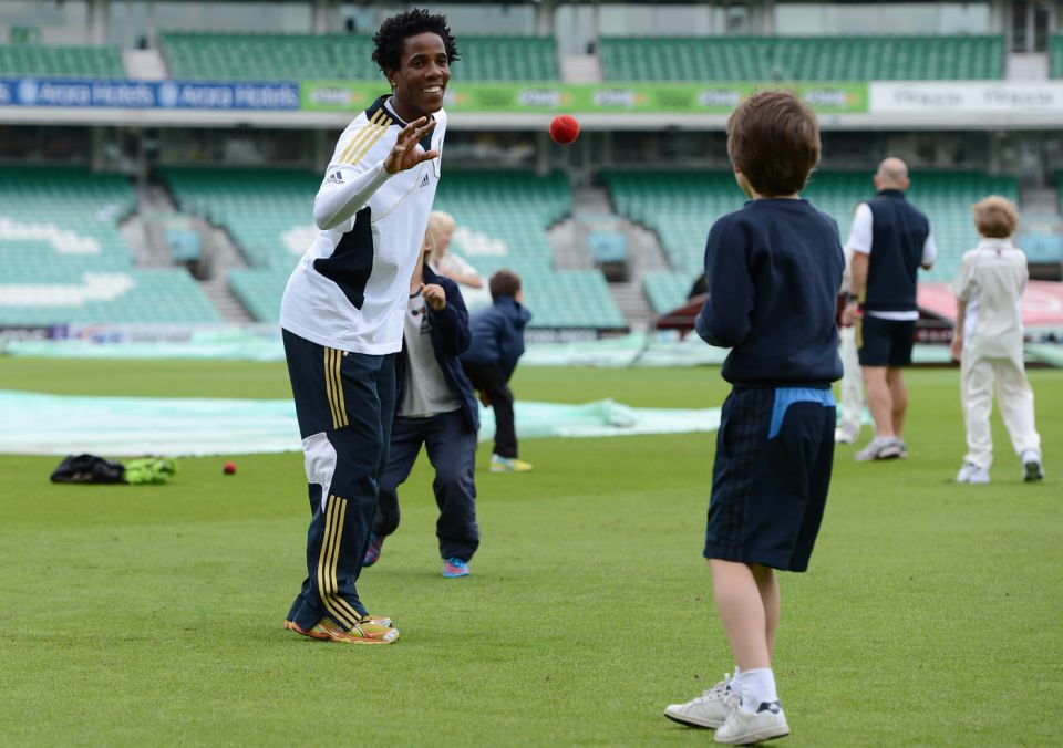 In 2012, Tsolekile was flown to England as a replacement for the injured Mark Boucher, but spent the tour on the sidelines while AB de Villiers kept wicket