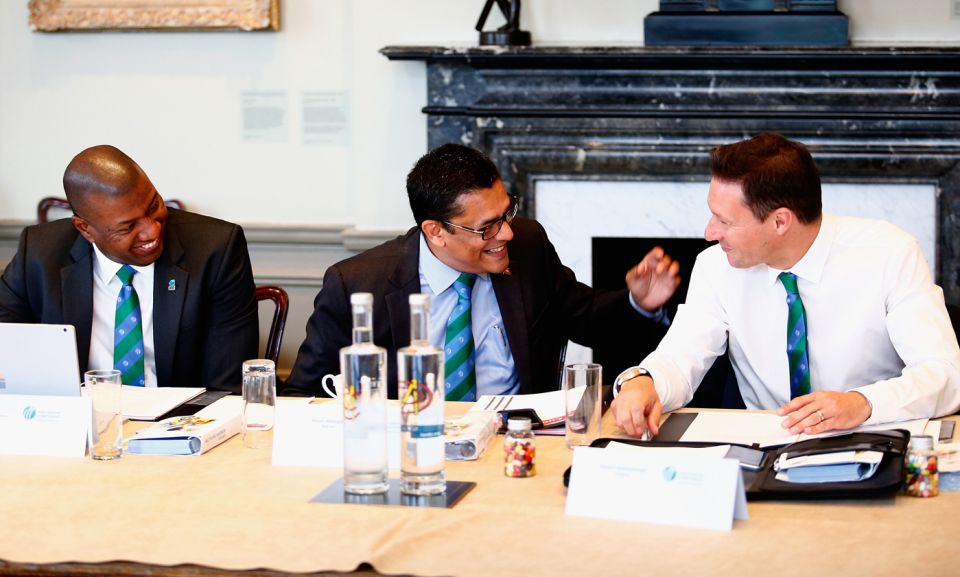 Madugalle (centre) at an ICC Cricket Committee meeting at Lord's