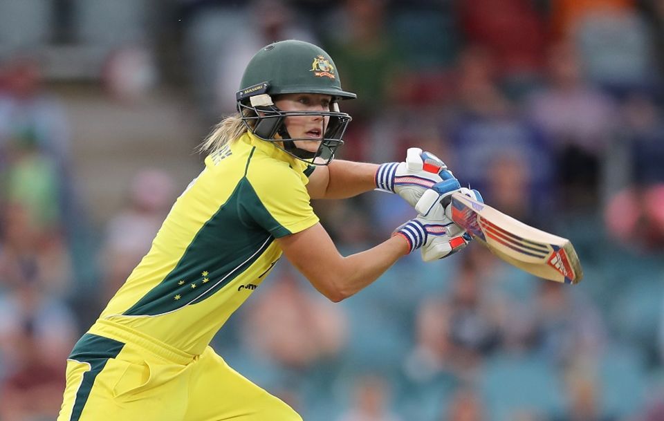 Ellyse Perry struck a boundary to win the game for Australia with one ball remaining