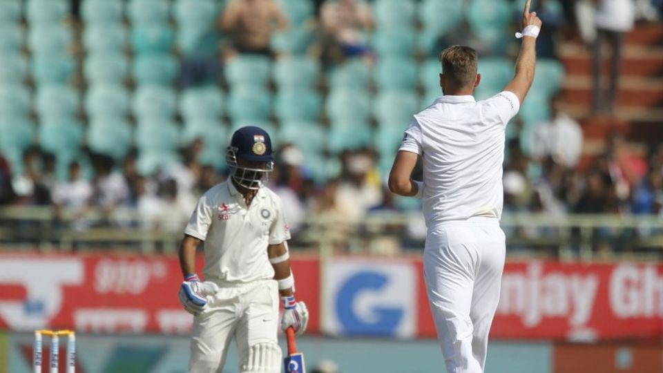 Stuart Broad's cutters gave India problems on the fourth morning