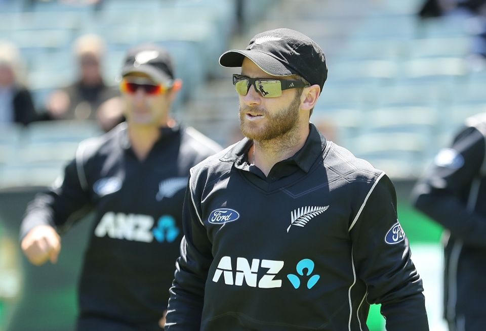 Kane Williamson teased Australia's top order by deploying a shortish square leg and two catching midwickets