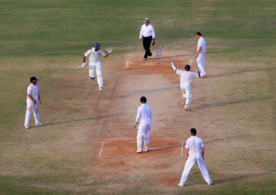 Yuvraj already knew it was going to be a boundary