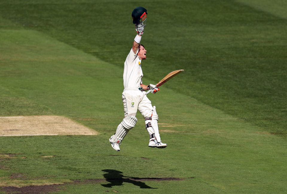 David Warner scored 45 runs off 30 balls from Yasir Shah