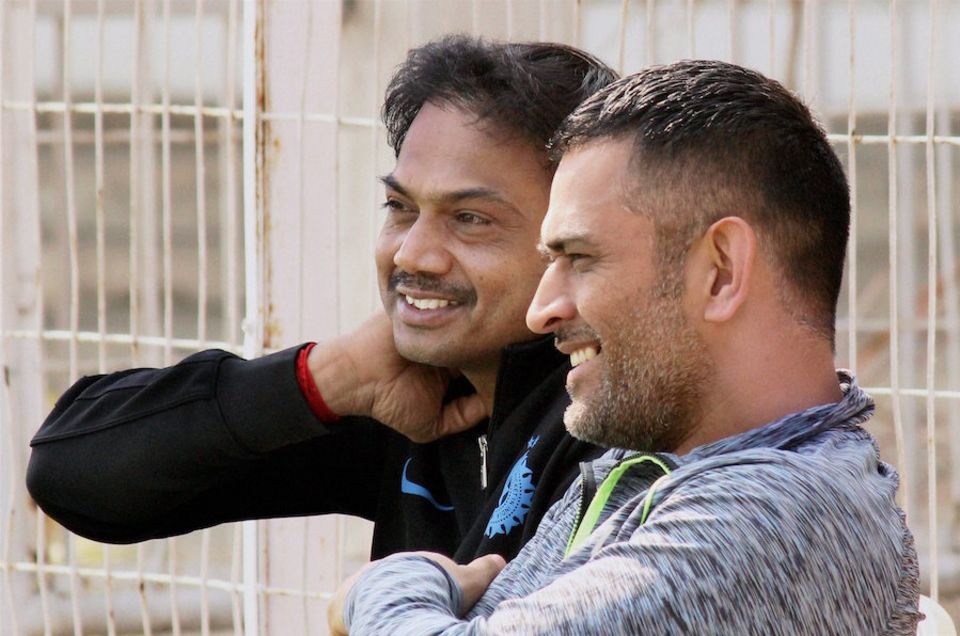 MSK Prasad and MS Dhoni had long chat on the fourth day during the Ranji Trophy semi-final between Jharkhand and Gujarat in Nagpur before Dhoni announced his decision