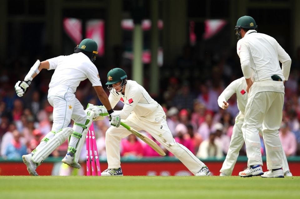 Azhar Ali's run-out ended a stubborn 146-run stand