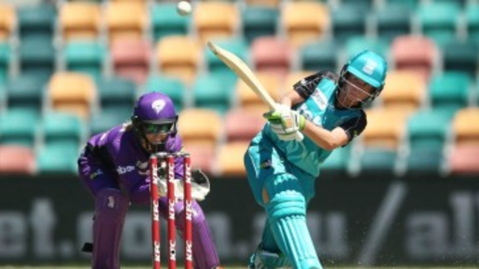 Beth Mooney struck an unbeaten 78 off 60 balls