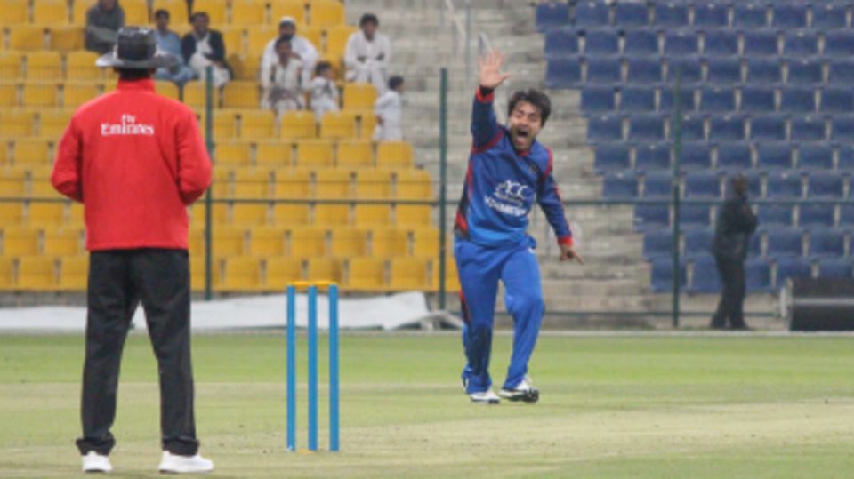 Rashid Khan shouts for lbw during his spell of 2 for 12
