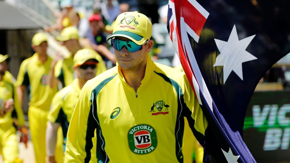 Steven Smith, with Meg Lanning, called for an end to direct communication with the players with regards to their pay