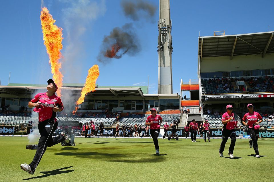 A tournament final at mid-day in the summer? Whatever for?