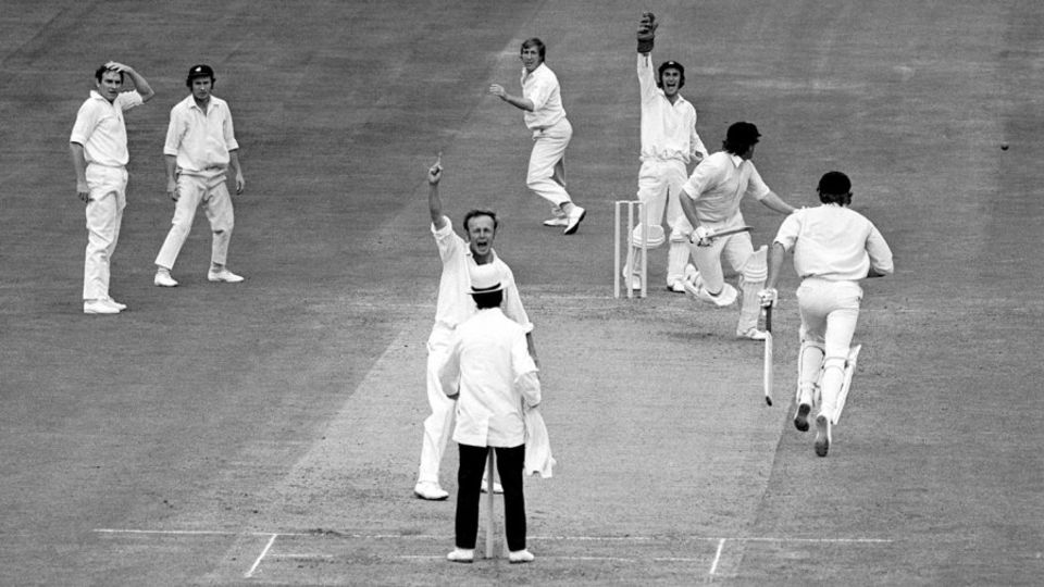 Headingley 1972: Derek Underwood appeals for Keith Stackpole's wicket in an innings where he finished with 6 for 45