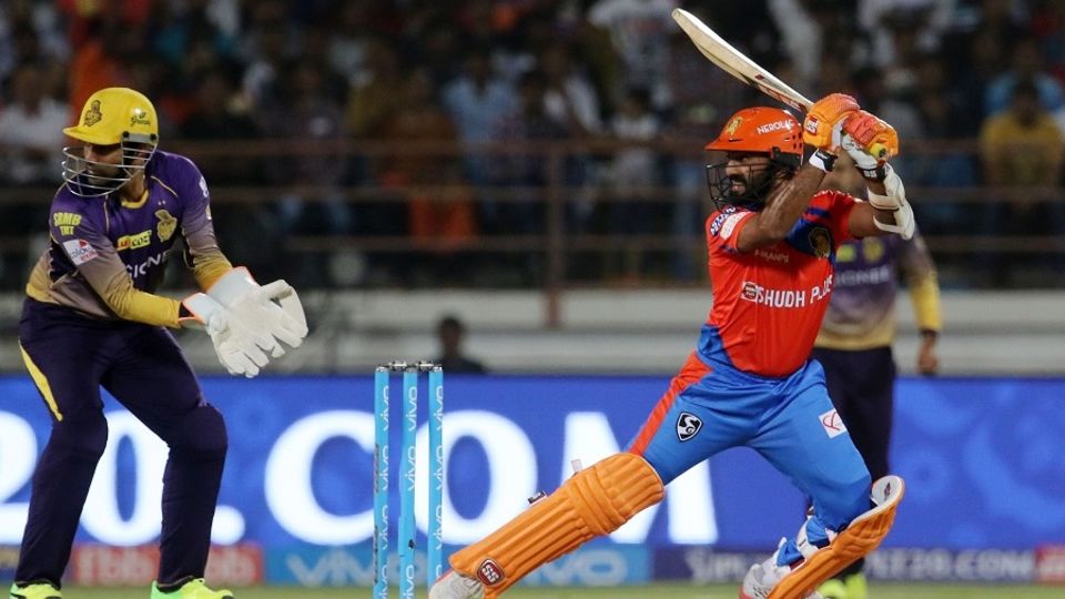 Dinesh Karthik makes space to free his arms