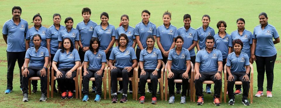 The India Women's squad before leaving for the 2017 World Cup in England
