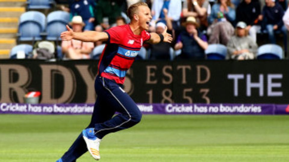 Tom Curran was again impressive with 2 for 22