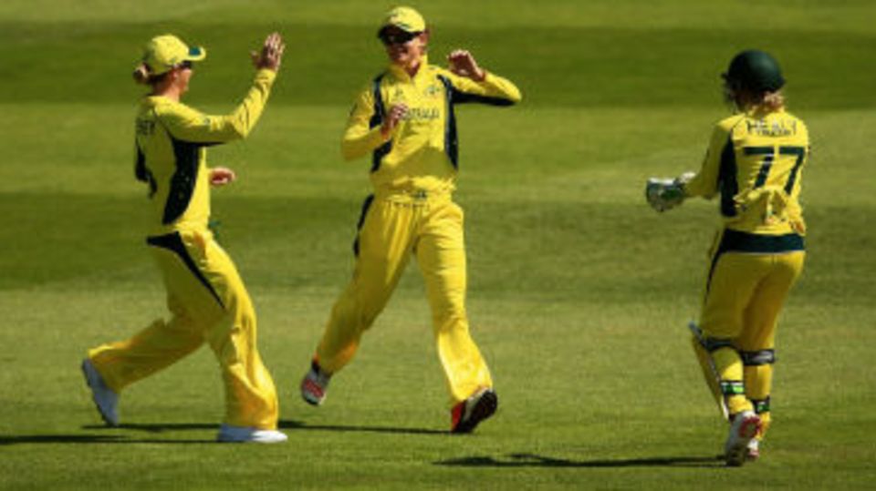 Jess Jonassen's double-strike did the early damage for New Zealand
