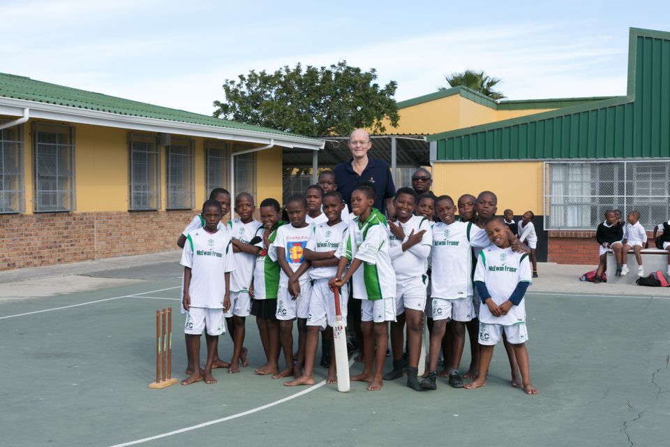 Van der Bijl poses with students of Ukhanyo Primary School