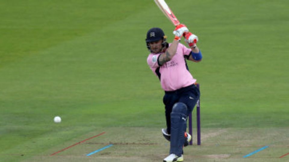 Brendon McCullum smashed 63 off 28 balls