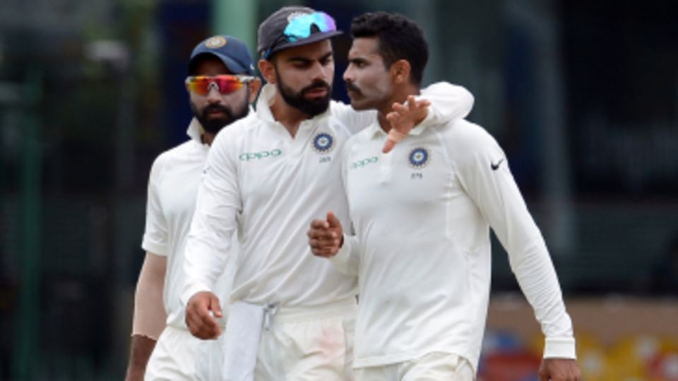 Virat Kohli and Ravindra Jadeja have a chat between overs