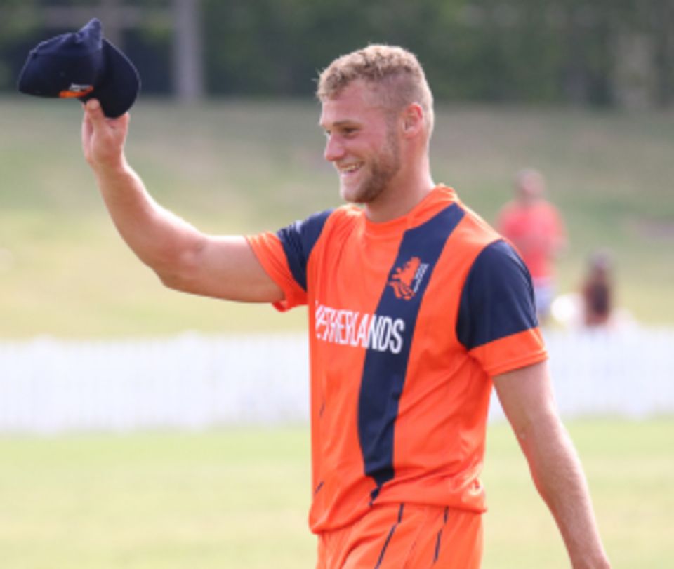 Vivian Kingma salutes the Dutch bench after walking off with 6 for 39