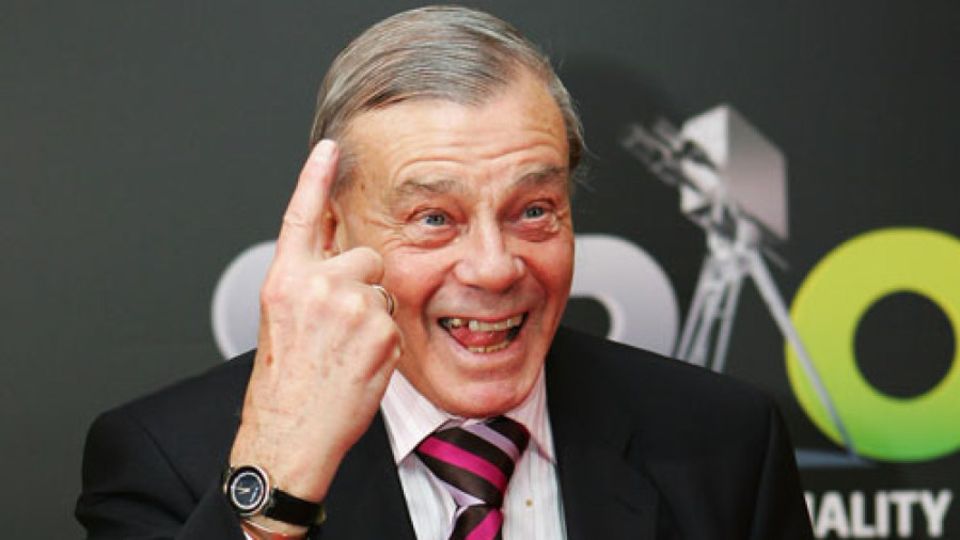Dickie Bird collects his OBE at Buckingham Palace back in 2012
