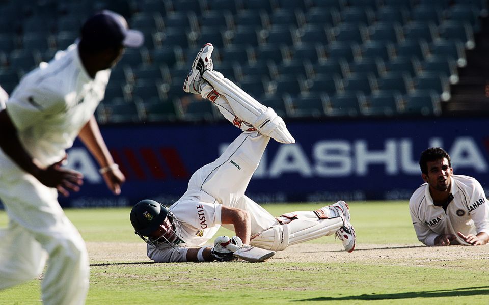When AB de Villiers was run out by Zaheer Khan, South Africa had lost five wickets for 120 runs, chasing 402