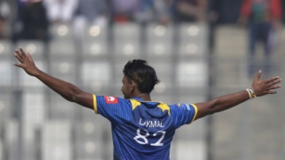 Suranga Lakmal claimed three wickets in his first spell