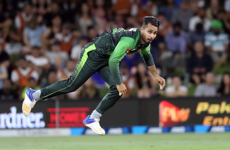 Pakistan clinch series 2-1, claim No. 1 spot on T20I rankings
