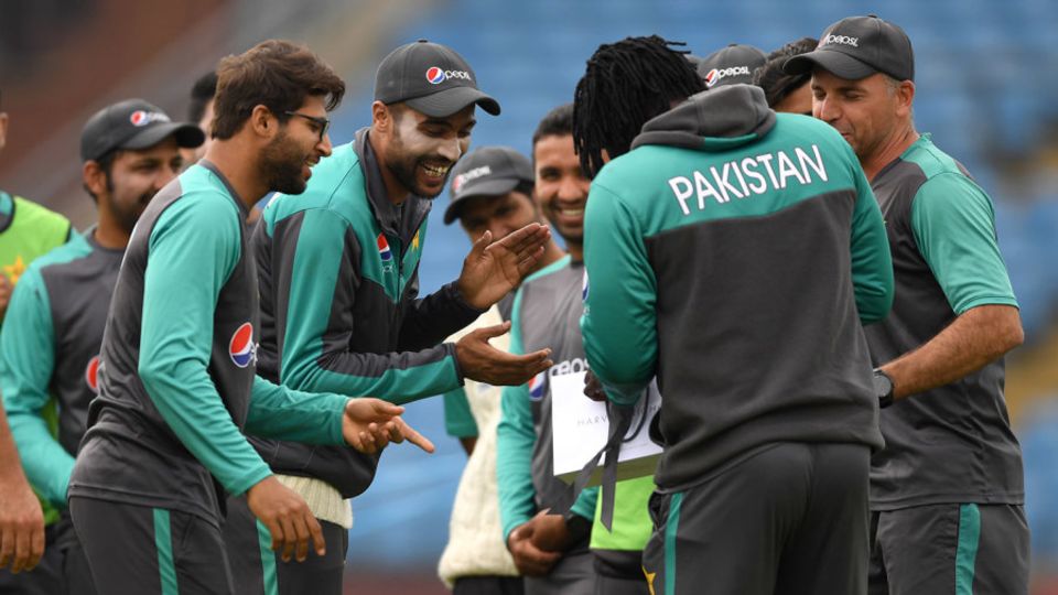 Mohammad Amir and his Pakistan team-mates share a joke