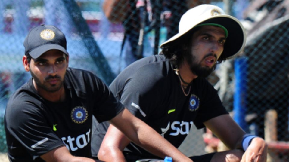 Bhuvneshwar Kumar and Ishant Sharma at practice