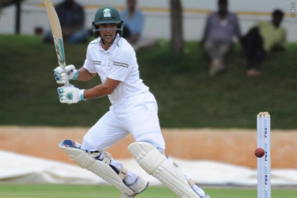 Zubayr Hamza keeps his eyes on the ball