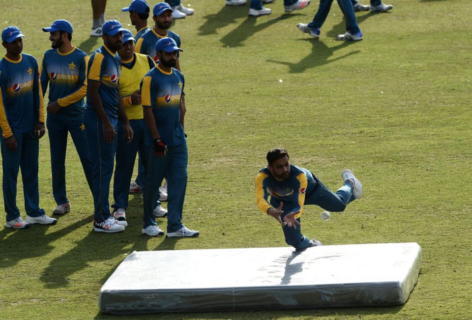 Will Pakistan be able to maintain their recent higher standards of fielding now that Rixon is gone? Their success in the 2019 World Cup depends on it